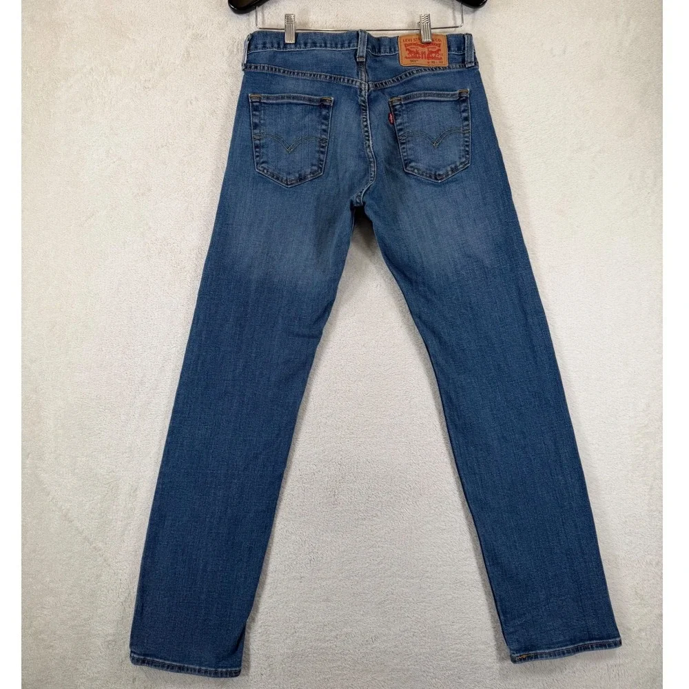 Levis 501 Original Fit Jeans Mens 30x32 Medium Wash Blue Button Fly Straight Leg